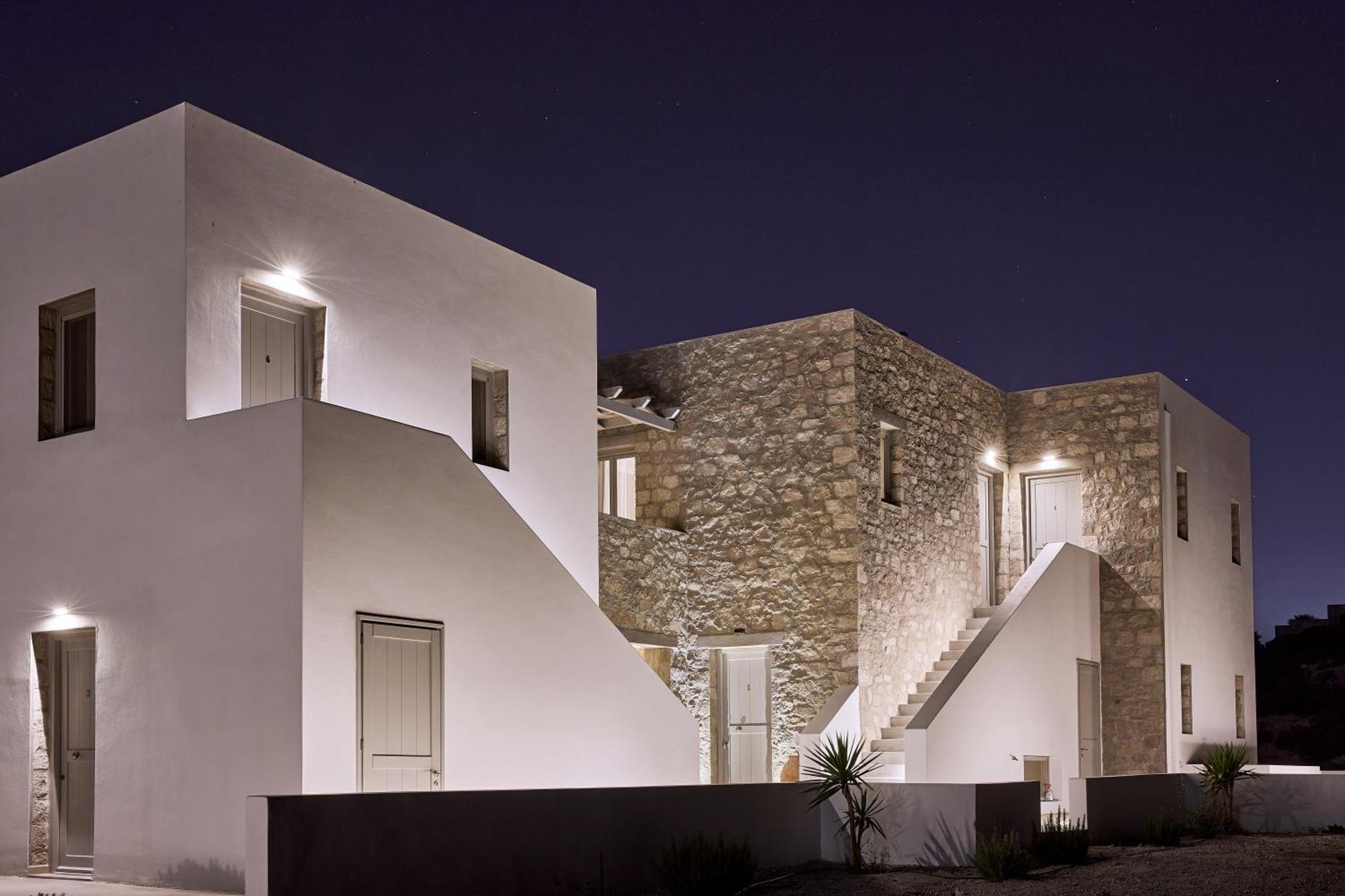 Kedros Milos Suites Adamantas  Buitenkant foto