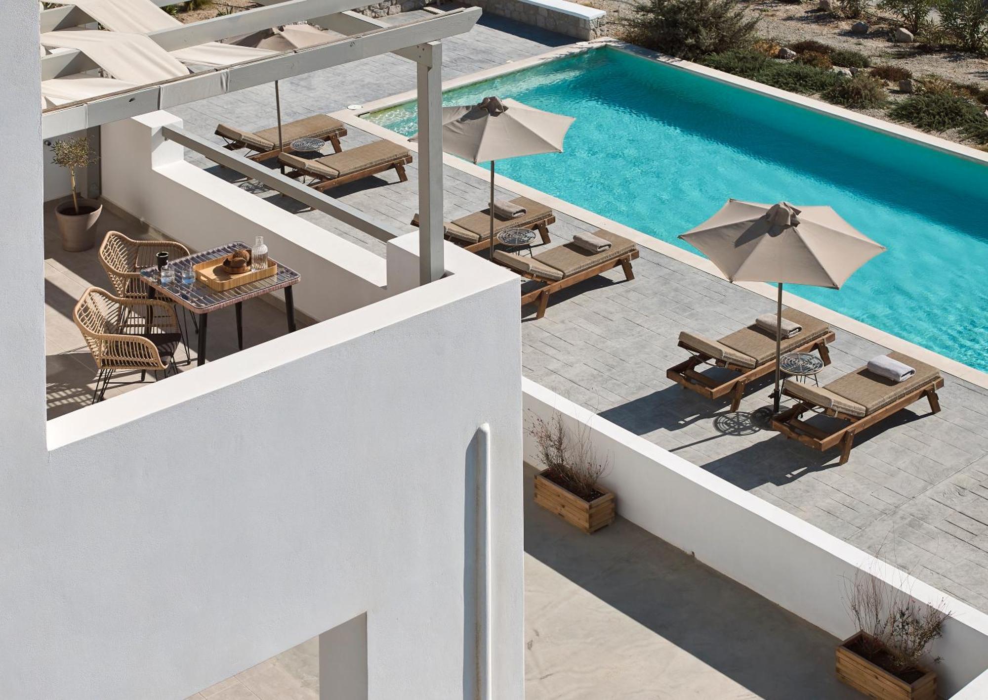 Kedros Milos Suites Adamantas  Buitenkant foto