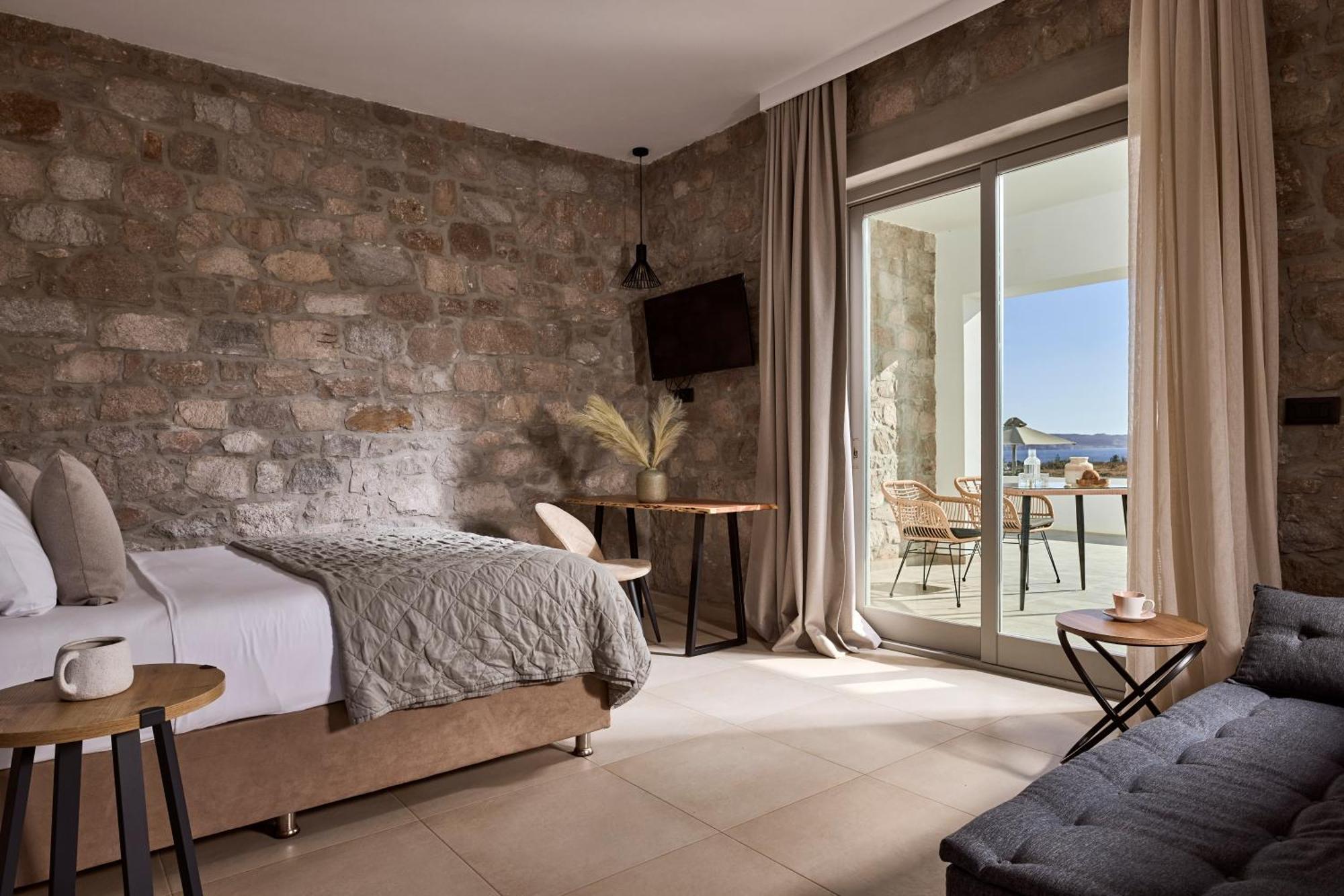 Kedros Milos Suites Adamantas  Buitenkant foto
