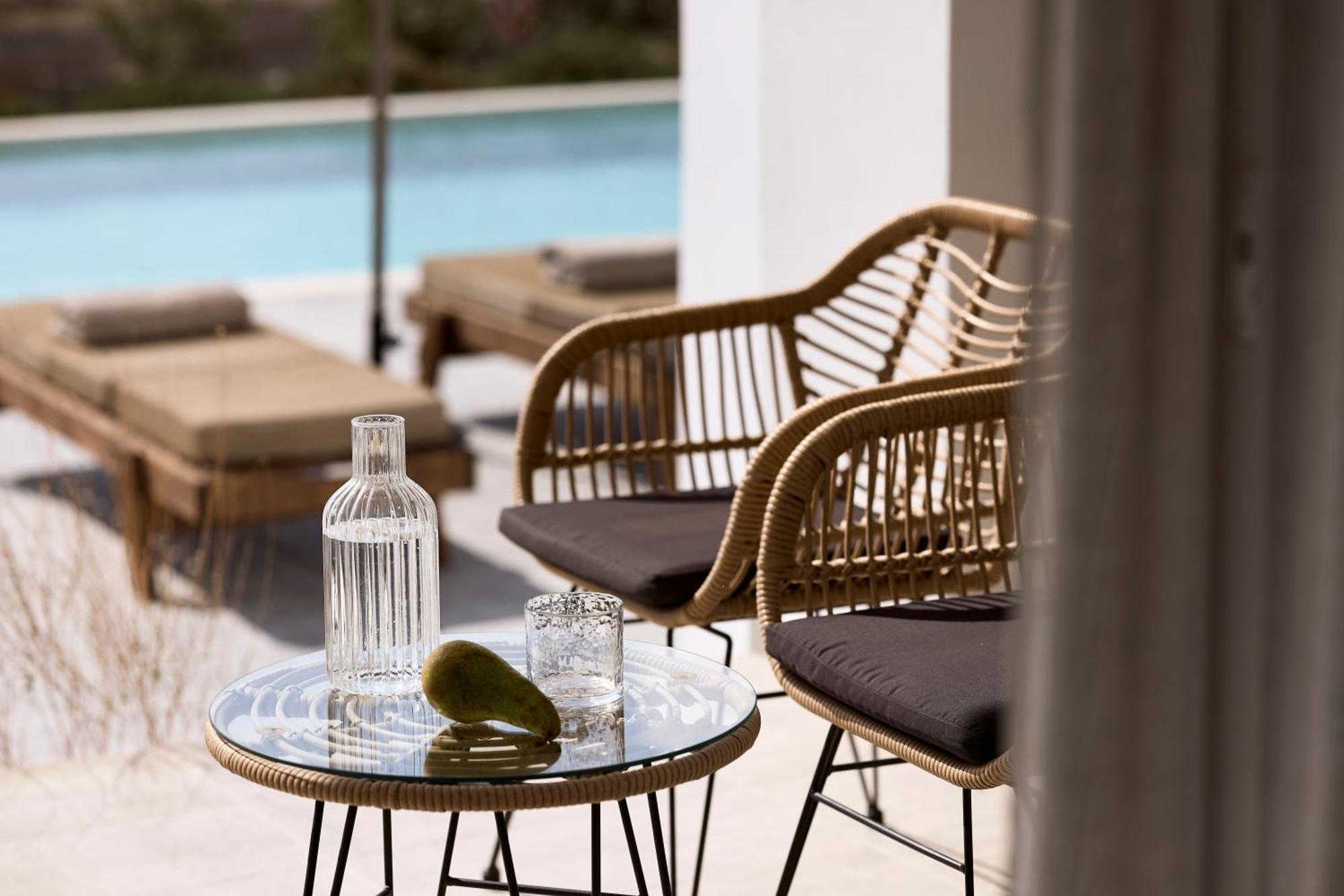 Kedros Milos Suites Adamantas  Kamer foto