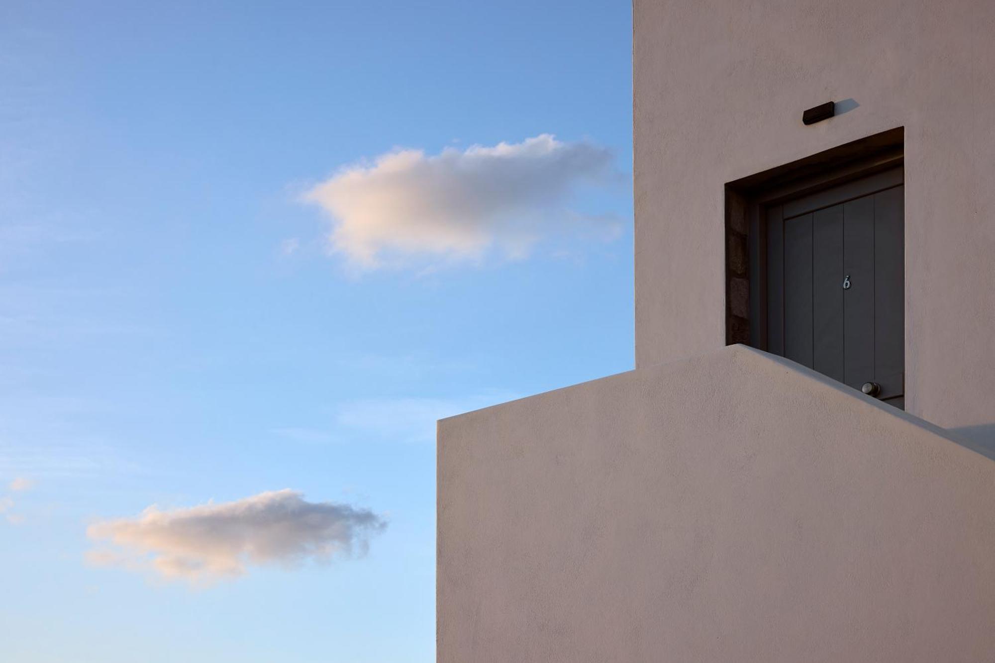 Kedros Milos Suites Adamantas  Buitenkant foto